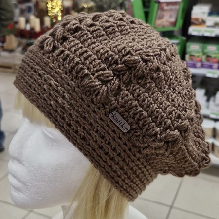 Hit model - kvačkana polbaretka Knitke  - različne barve